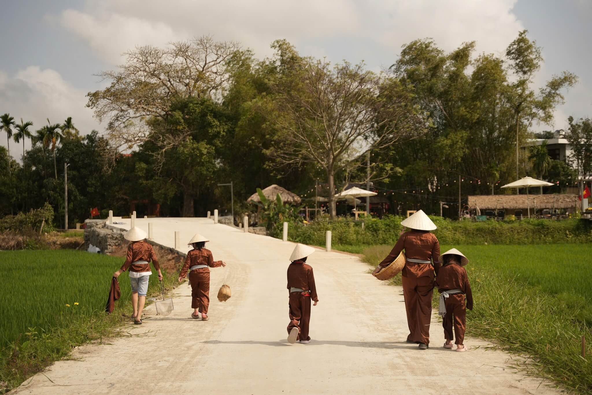 Thiên nhiên quê hương