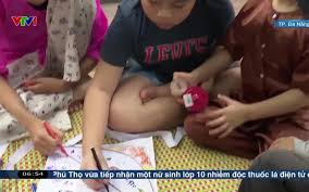 Cùng đến với TP. Đà Nẵng. Ít ai ngờ rằng vẫn có một nơi còn lưu giữ trọn vẹn những nét đẹp văn hóa, kiến trúc truyền thống của người Việt xưa giữa lòng thành phố, một làng cổ tồn tại hàng trăm năm qua. Đó chính là làng cổ Phong Nam.